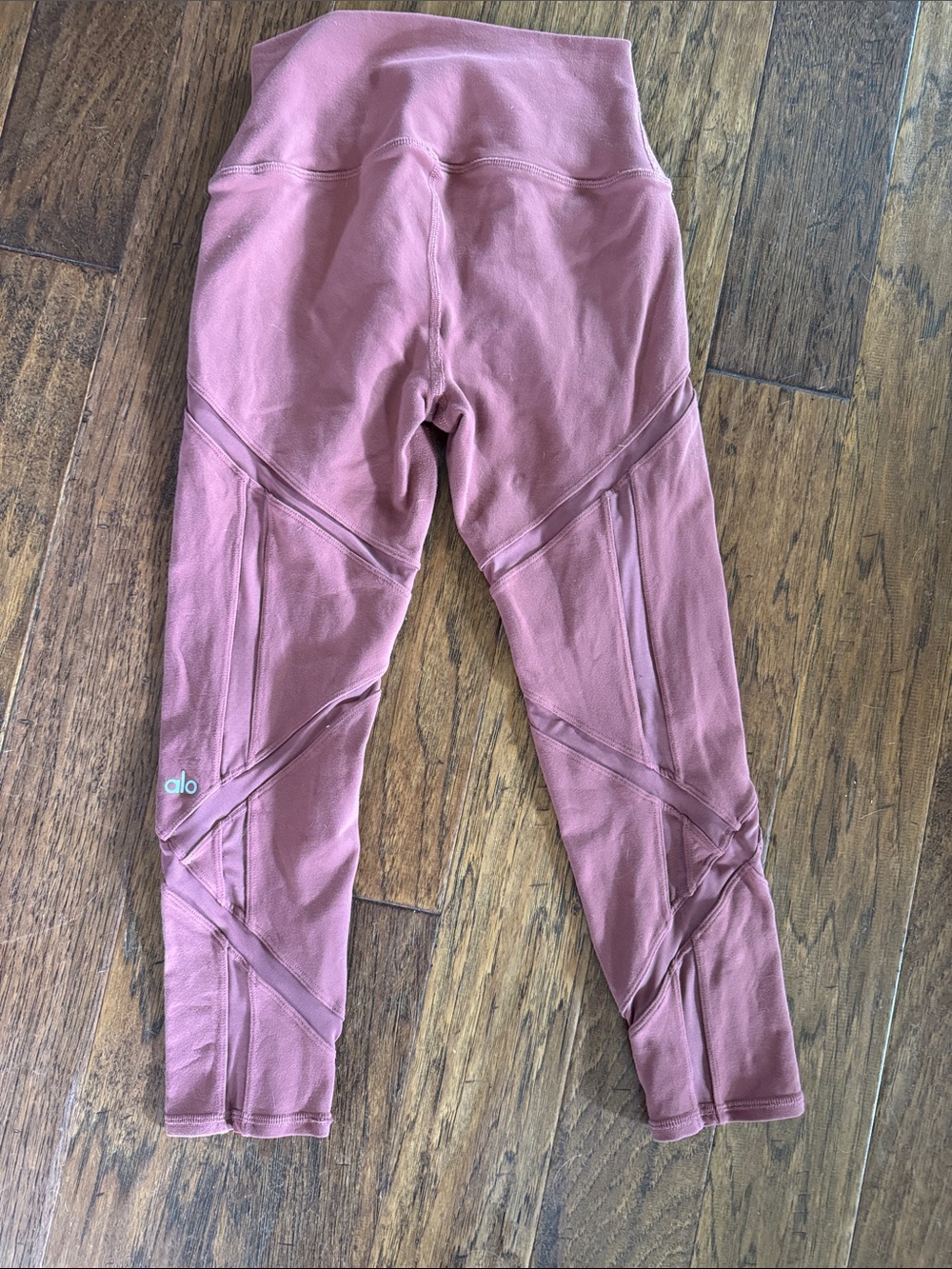 ALO Yoga Women's Leggings in Dusty Rose